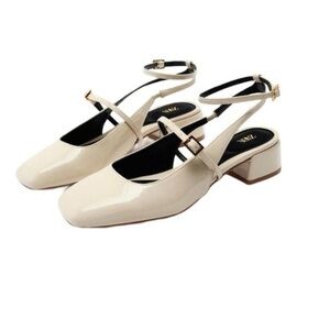 WORN ONCE Zara White Block Slingback